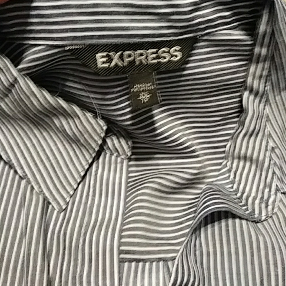 Express Thin Striped City Shirt - Picture 6 of 7